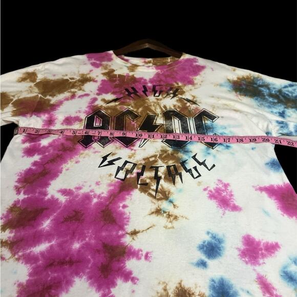 AC/DC High Voltage Graphic Tee Size Large NWOT - Picture 4 of 6